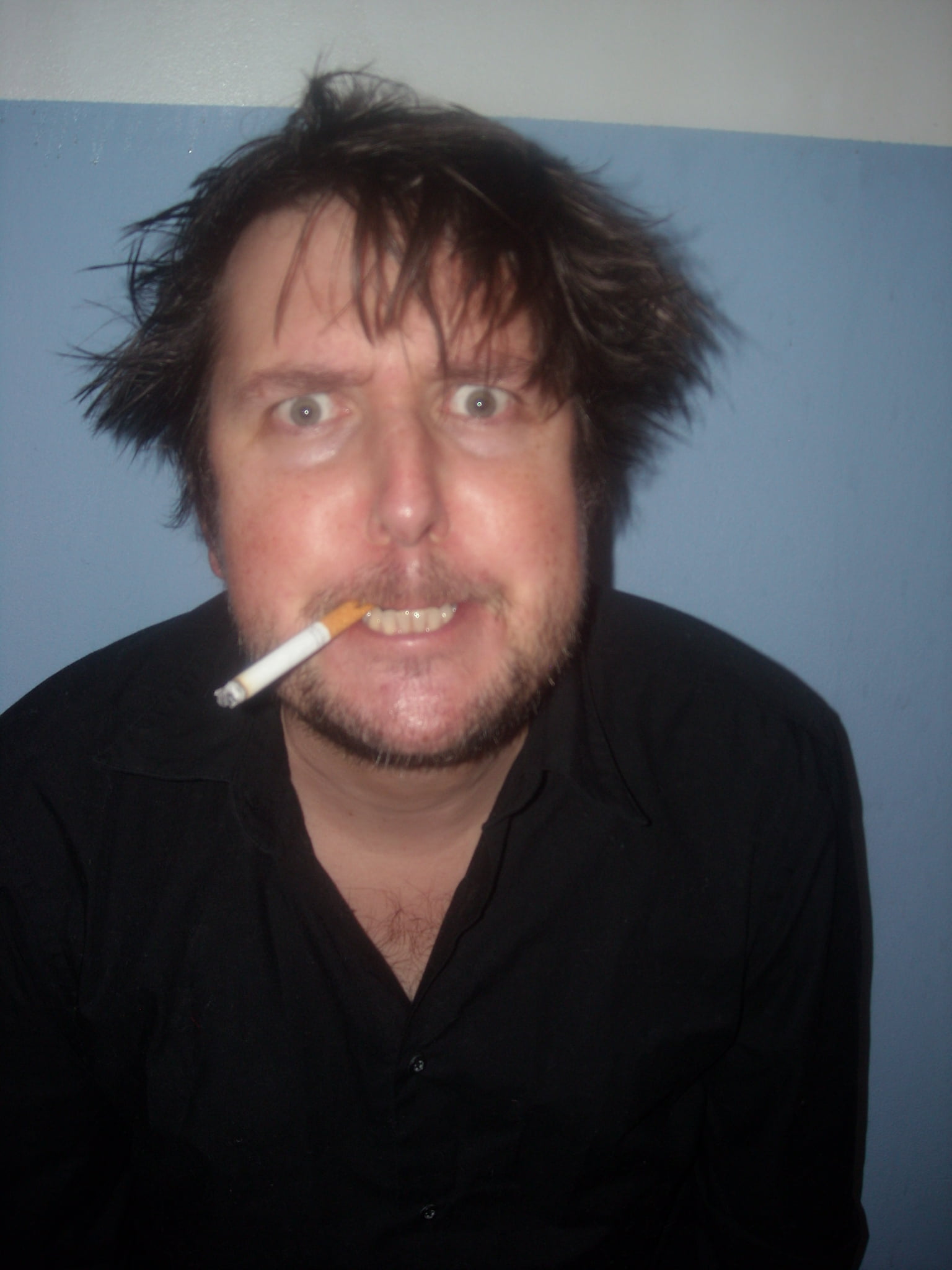 Faschisten, Papageie und besof­fe­ne Ratten