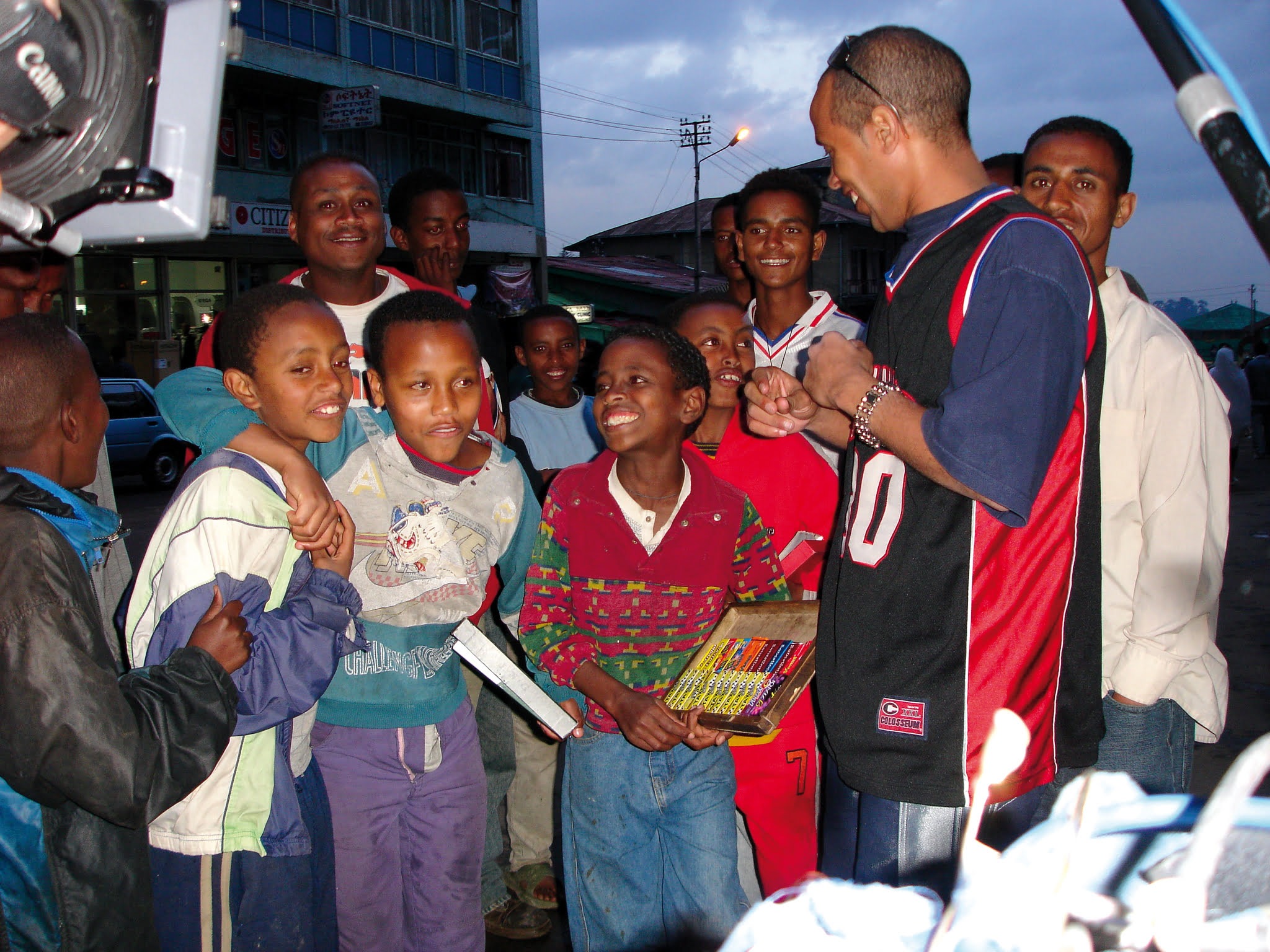 «Globale Musik:  Hedonistisches Copy & Paste»!