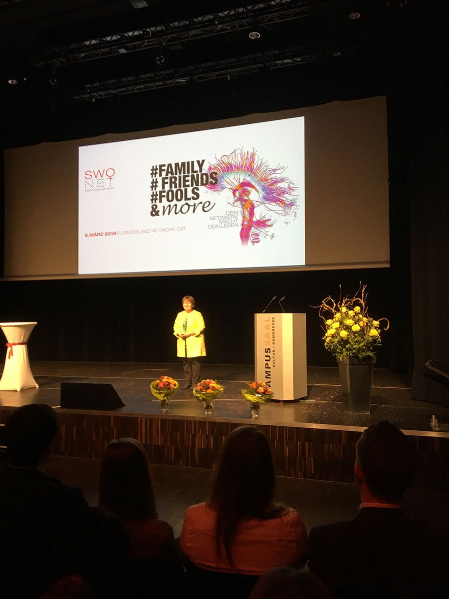 Analog und digi­tal: SWONET – DAS SWISS WOMEN NETWORK