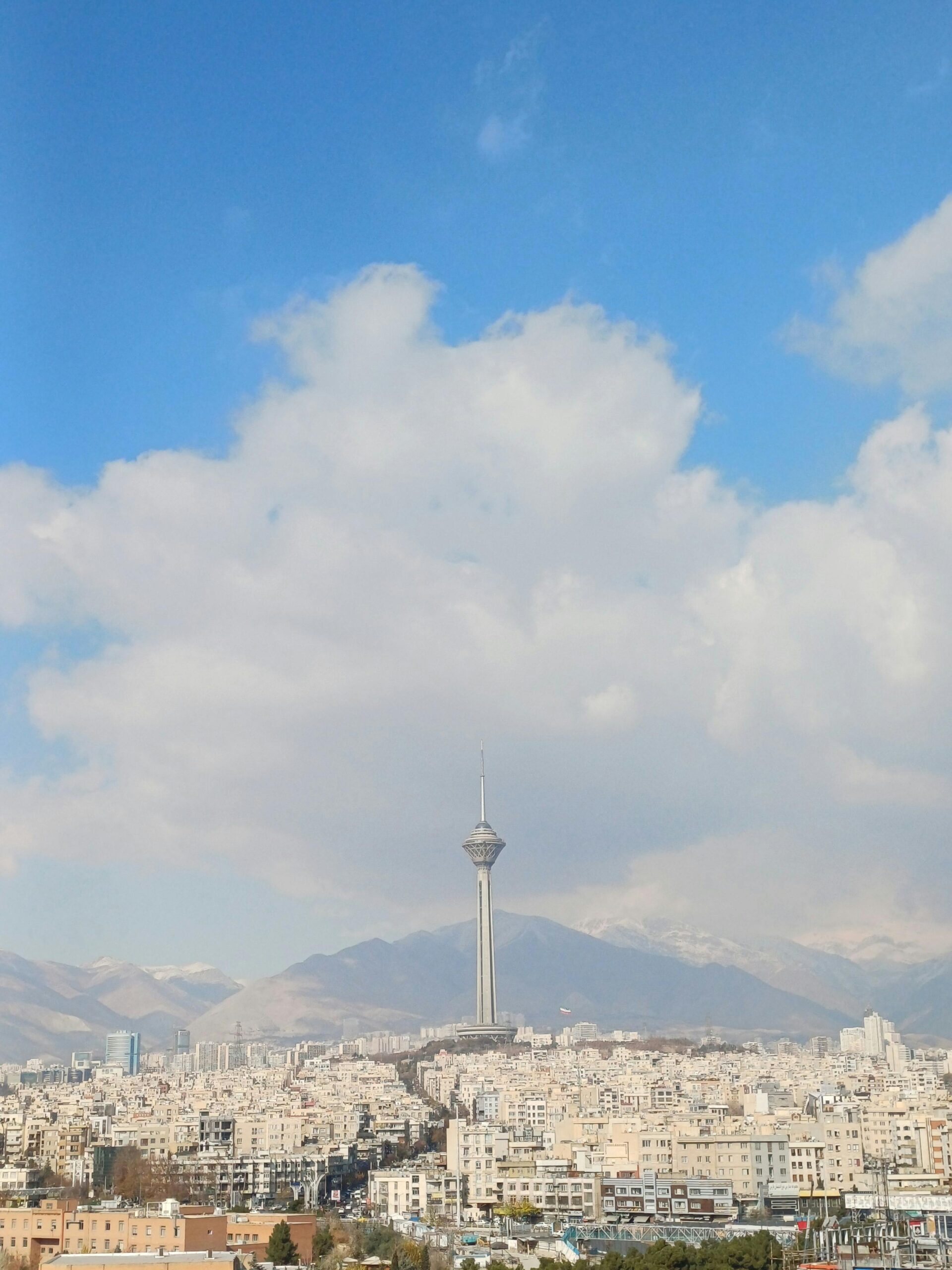 Zei­ten­wen­de: Das Jahr 2026 in Codes und Wirk­lich­keit am Bei­spiel von&nbsp;Iran